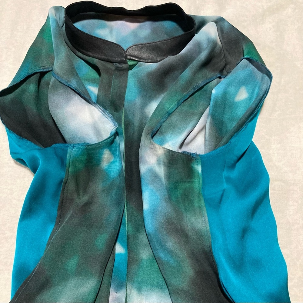 Ellie Tahari Silk + Elastane Blouse in Teal Blue+Forest Green - Some Flaws - Picture 9 of 16